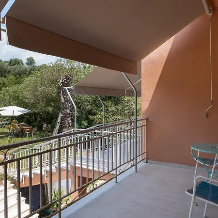 Kokkini Peach House Apartman