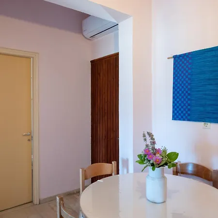 Apartman Kokkini Peach House *