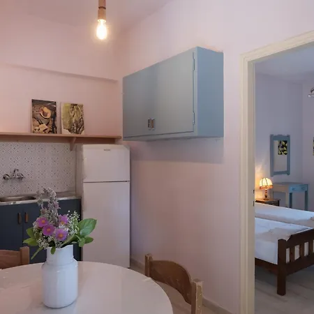Kokkini Peach House * Kokkinion