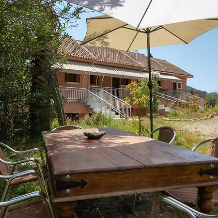 Kokkini Peach House *