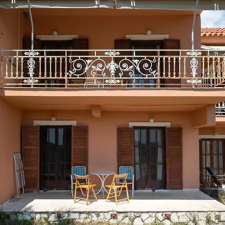 Kokkini Peach House Appartamento *