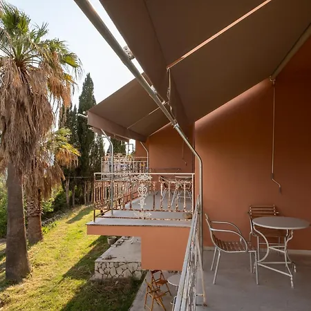 Kokkini Peach House * Kokkinion