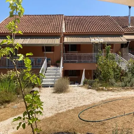 Kokkini Peach House * Kokkinion