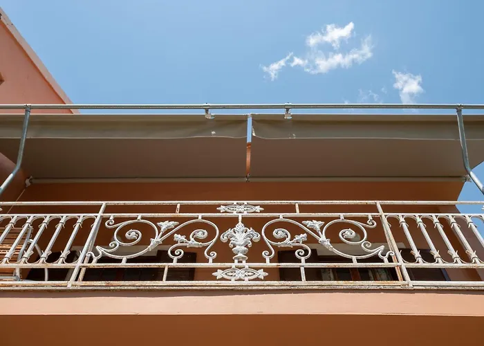 Appartamento Kokkini Peach House *