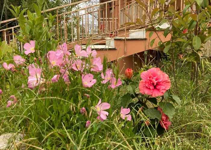 Kokkini Peach House