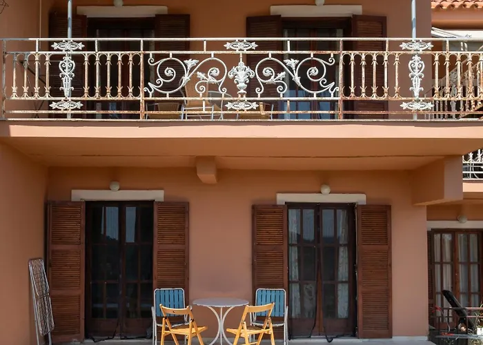 Kokkini Peach House Apartamento *